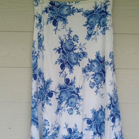 Women's A-Line Linen Rayon Blend Skirt Sz 6 Lined Blue Floral Print Romance - Picture 1 of 7
